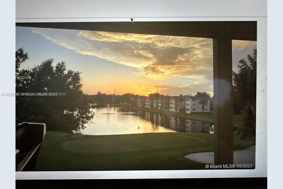 Rental Property at 411 S Hollybrook Dr 308, Pembroke Pines, Miami-Dade County, Florida - Bedrooms: 2 
Bathrooms: 2  - $1,800 MO.