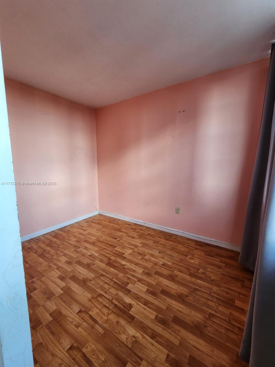 BUCKLEY TOWERS CONDO - EA - Residential