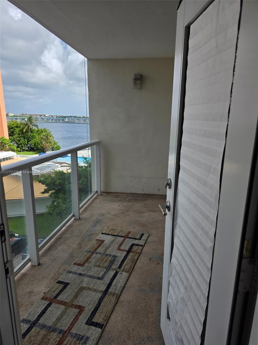 BUCKLEY TOWERS CONDO - EA - Residential