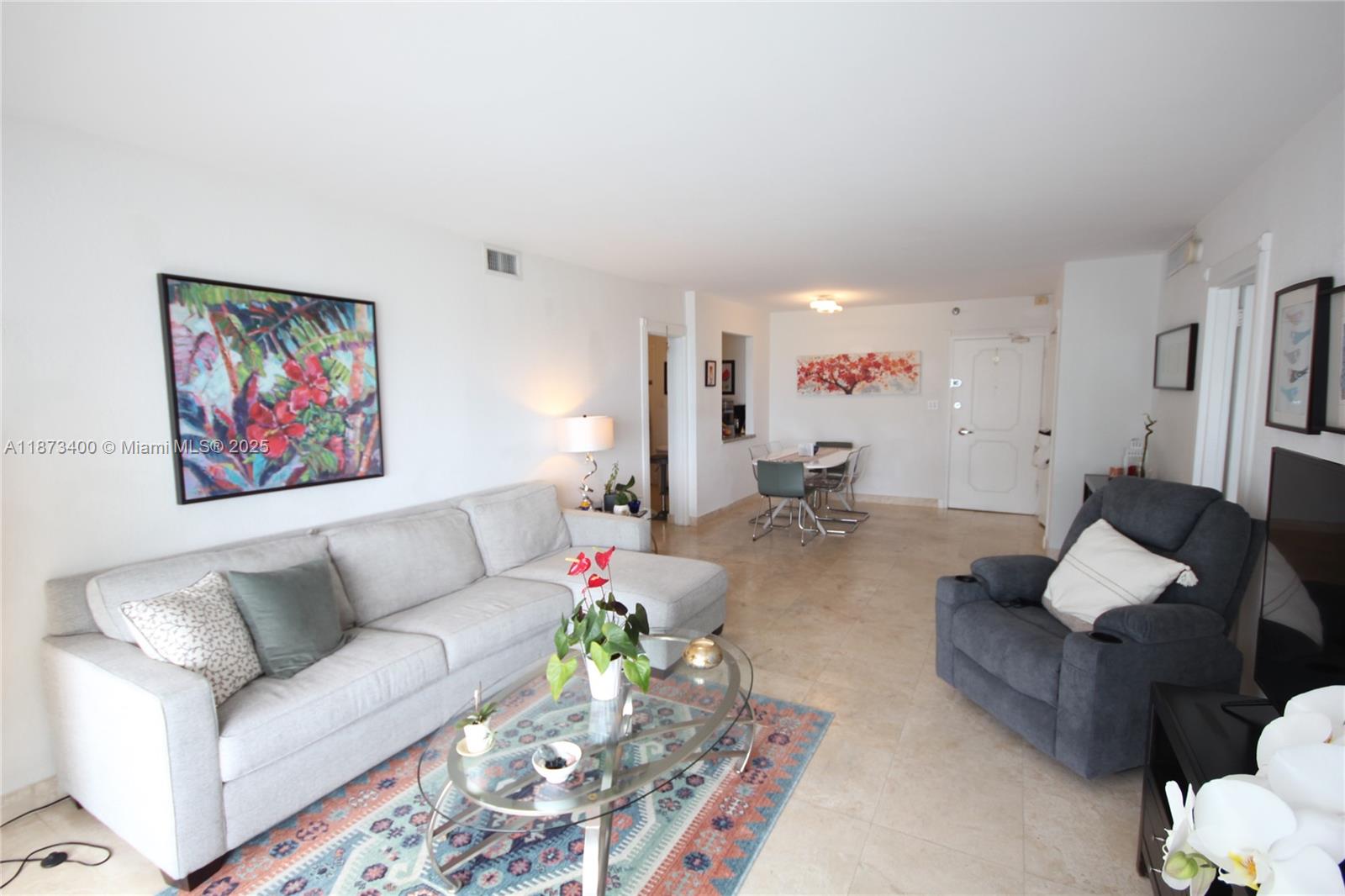 Well priced upgraded 2/2 Seacoast residence w/outstanding ocean views! Spacious & bright split floor plan, full glass wall to glass faced balcony. Travertine throughout, upgraded baths, Stainless Steel appliances, granite counters, pass through & more! This Luxury Oceanfront Resort Style Morris Lapidus-Millionaires Row- Masterpiece offers it all - grand lobby, huge fitness facility, tropical pool paradise, fantastic beach with full time attendants and so much more. Pet friendly. Available on December 1st.