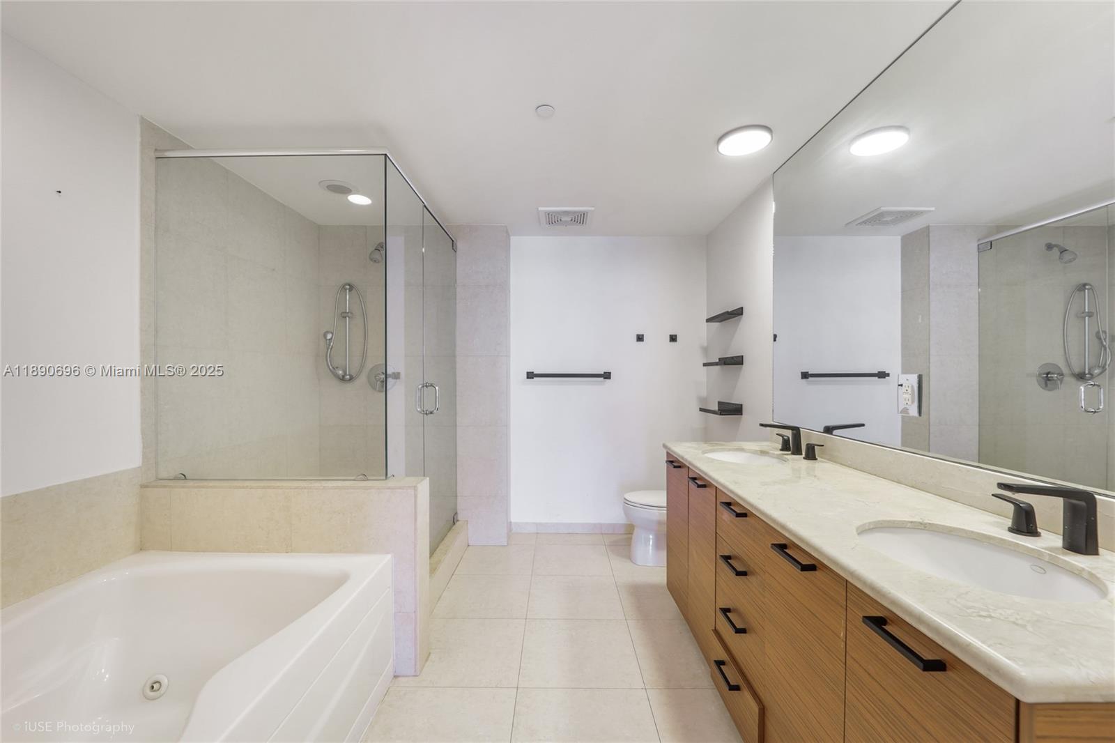 50 BISCAYNE CONDO - Residential