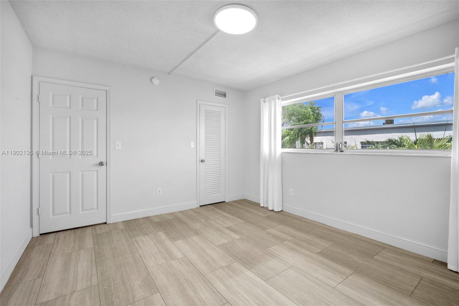 ASHLEY HOUSE CONDO - Residential Lease