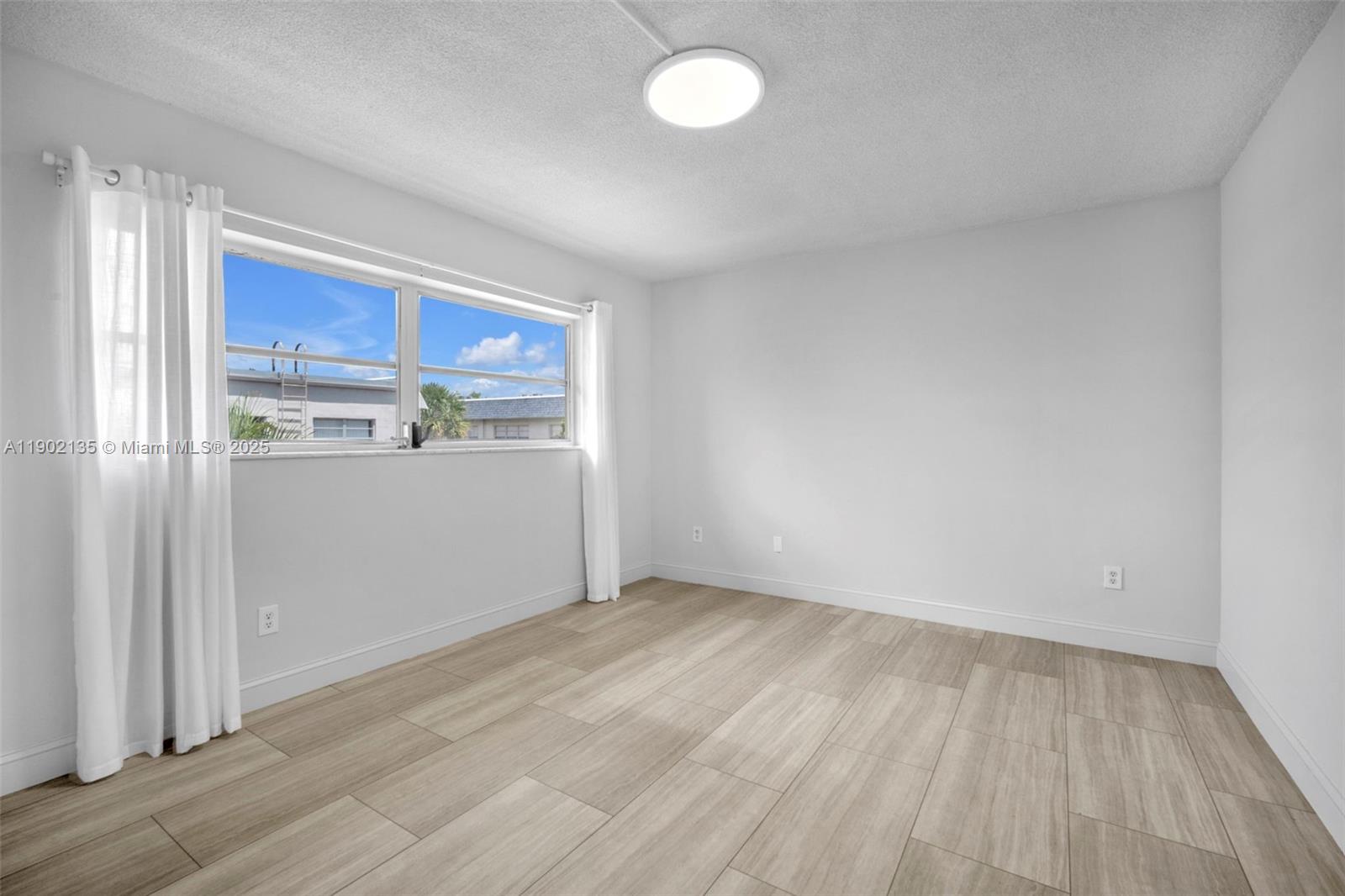 ASHLEY HOUSE CONDO - Residential Lease