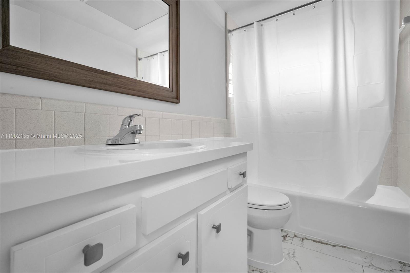 ASHLEY HOUSE CONDO - Residential Lease