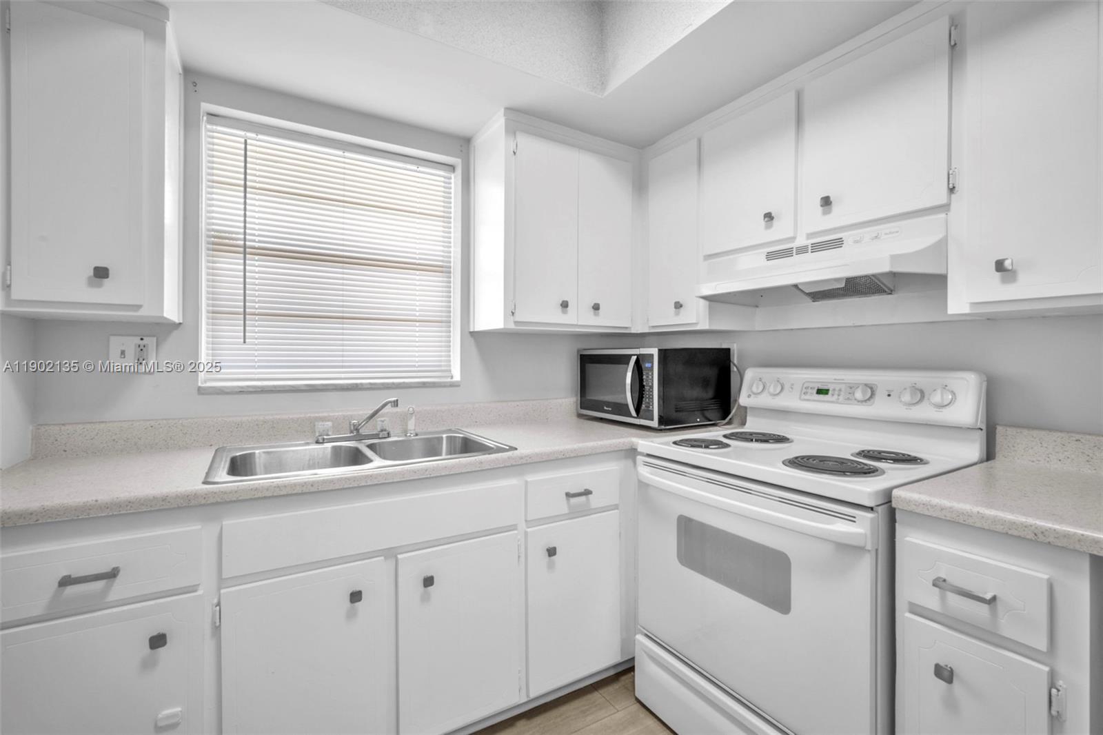 ASHLEY HOUSE CONDO - Residential Lease