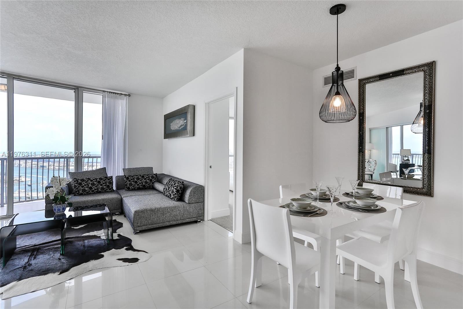 1750 N Bayshore Dr 5002