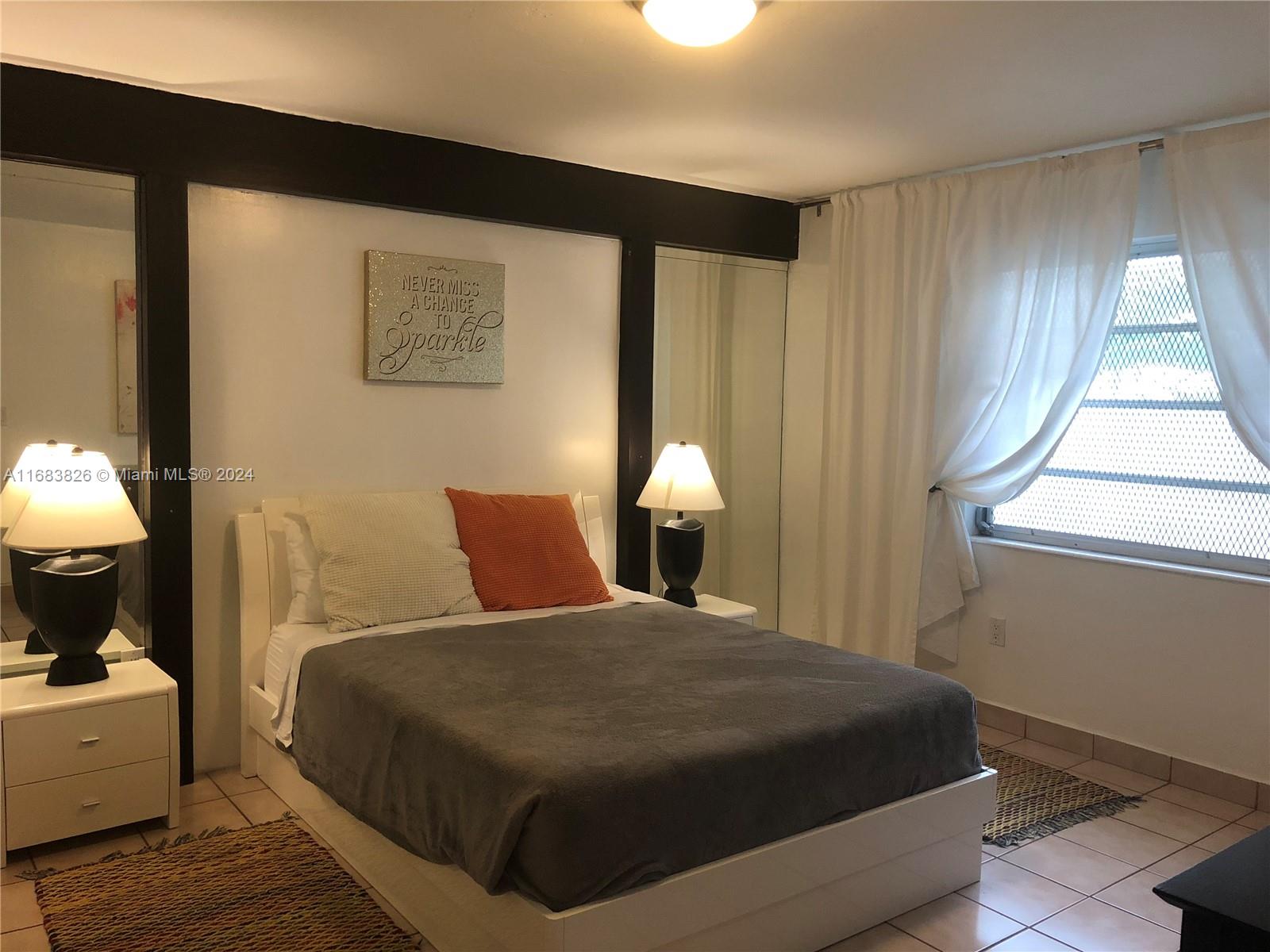 919 MICHIGAN CONDO - Residential