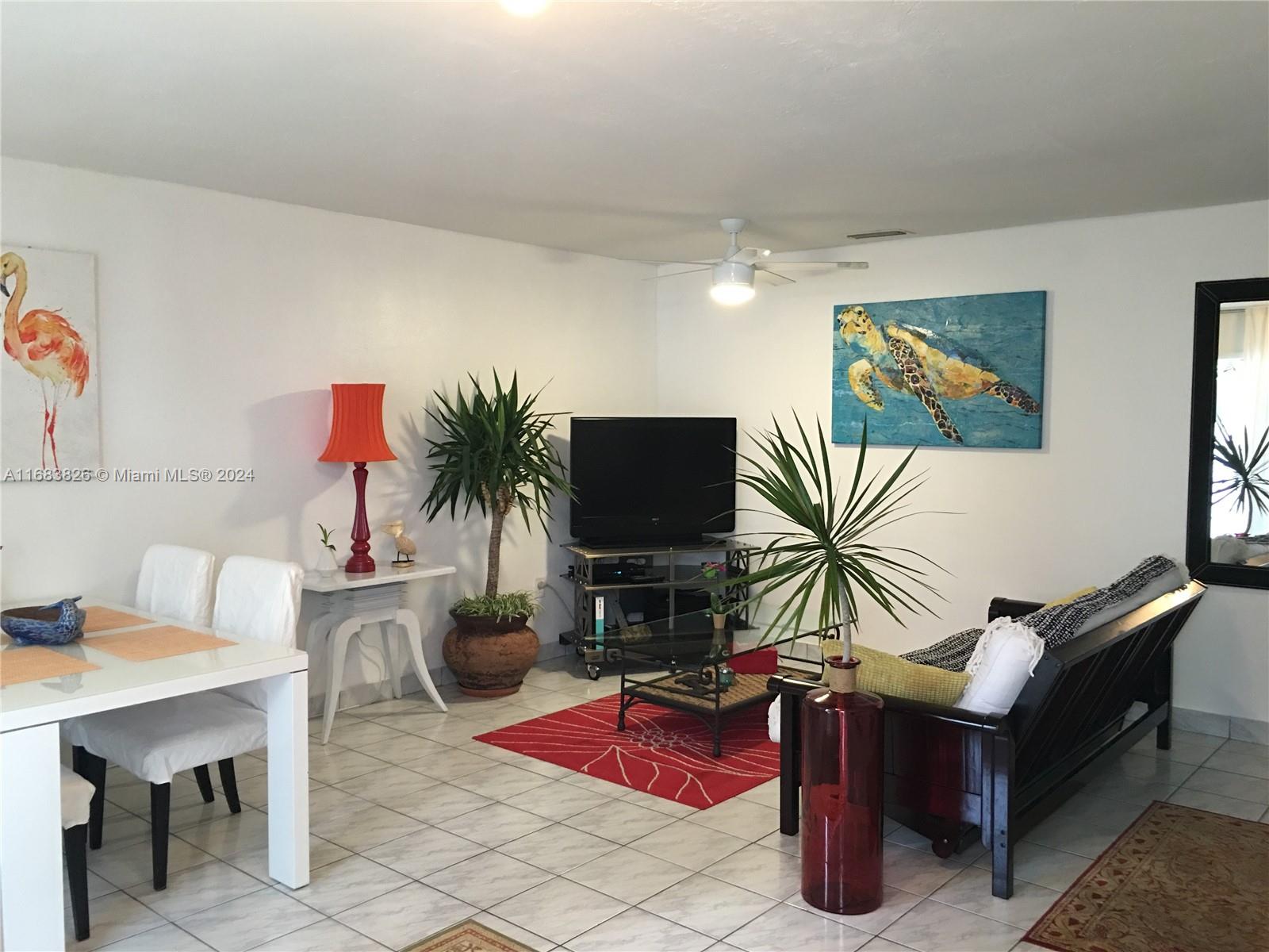 919 MICHIGAN CONDO - Residential