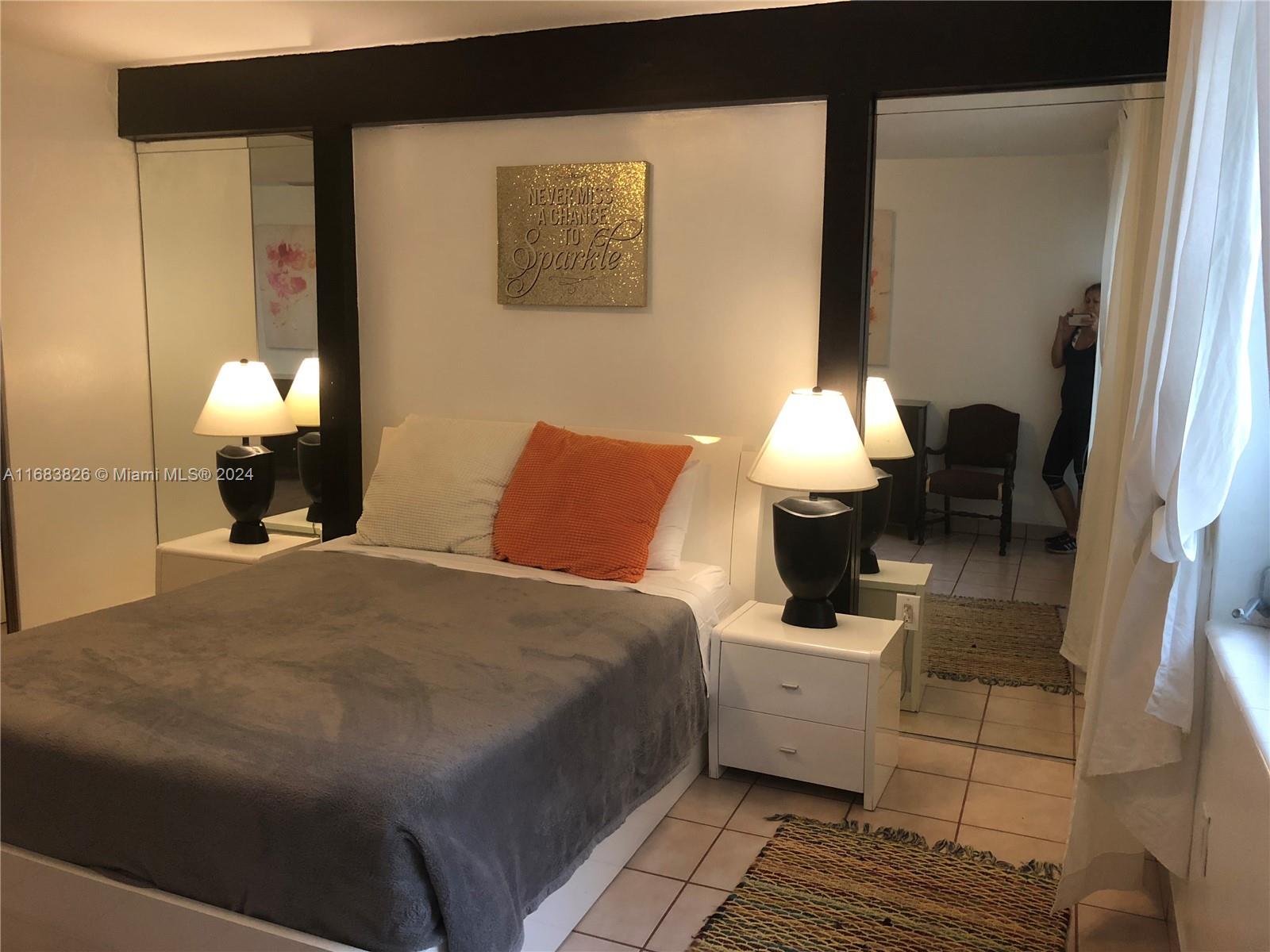 919 MICHIGAN CONDO - Residential