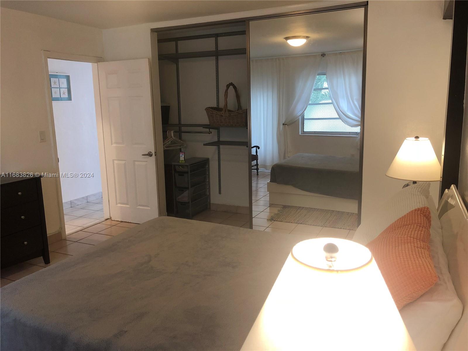 919 MICHIGAN CONDO - Residential