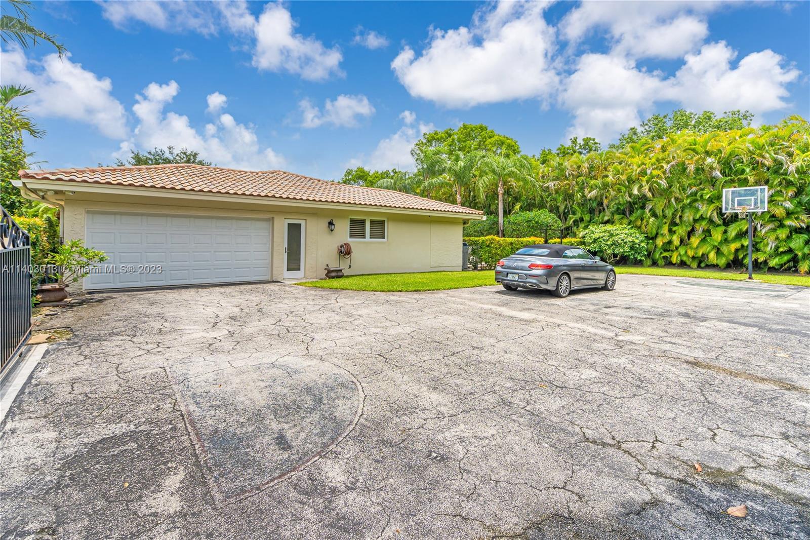 THE ELYSIUM - Residential