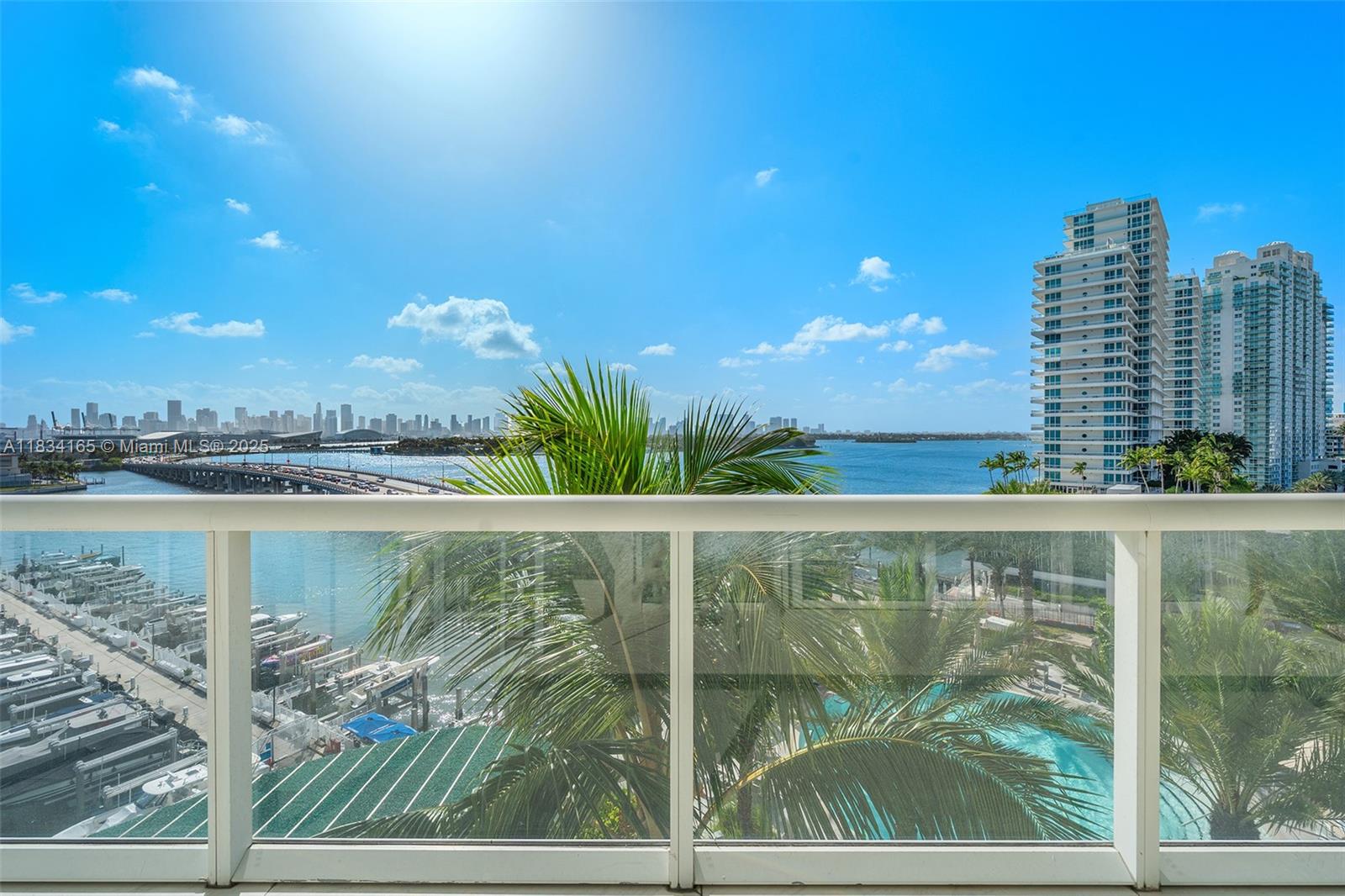 ICON CONDO - Residential