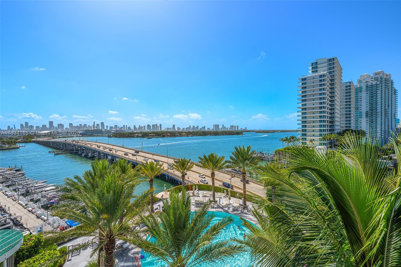 ICON CONDO - Residential