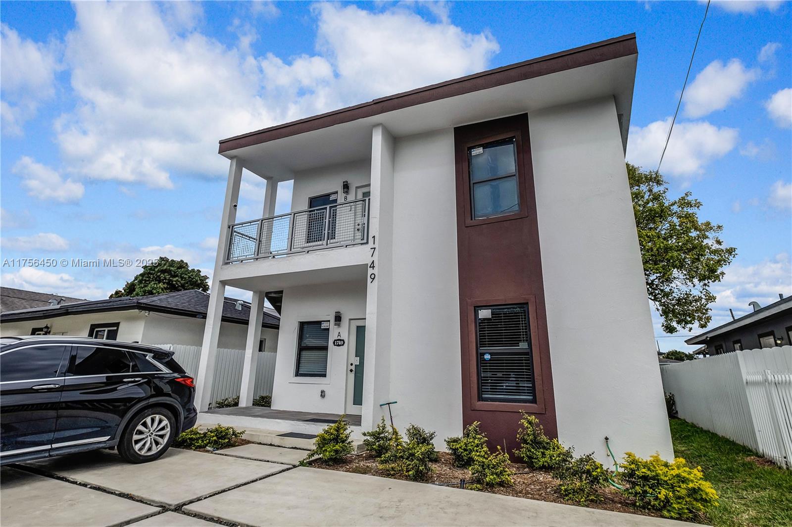 LIBERTY CITY - Residential Lease