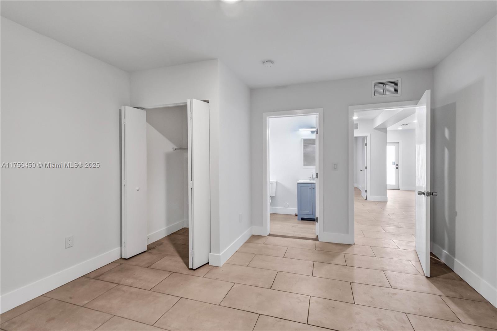 LIBERTY CITY - Residential Lease