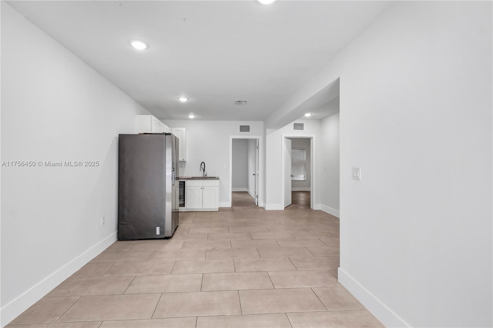 LIBERTY CITY - Residential Lease