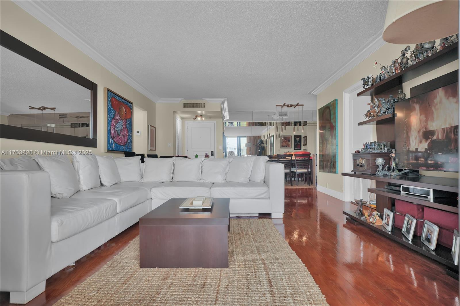 TOWERS OF KEY BISCAYNE CO - Residential