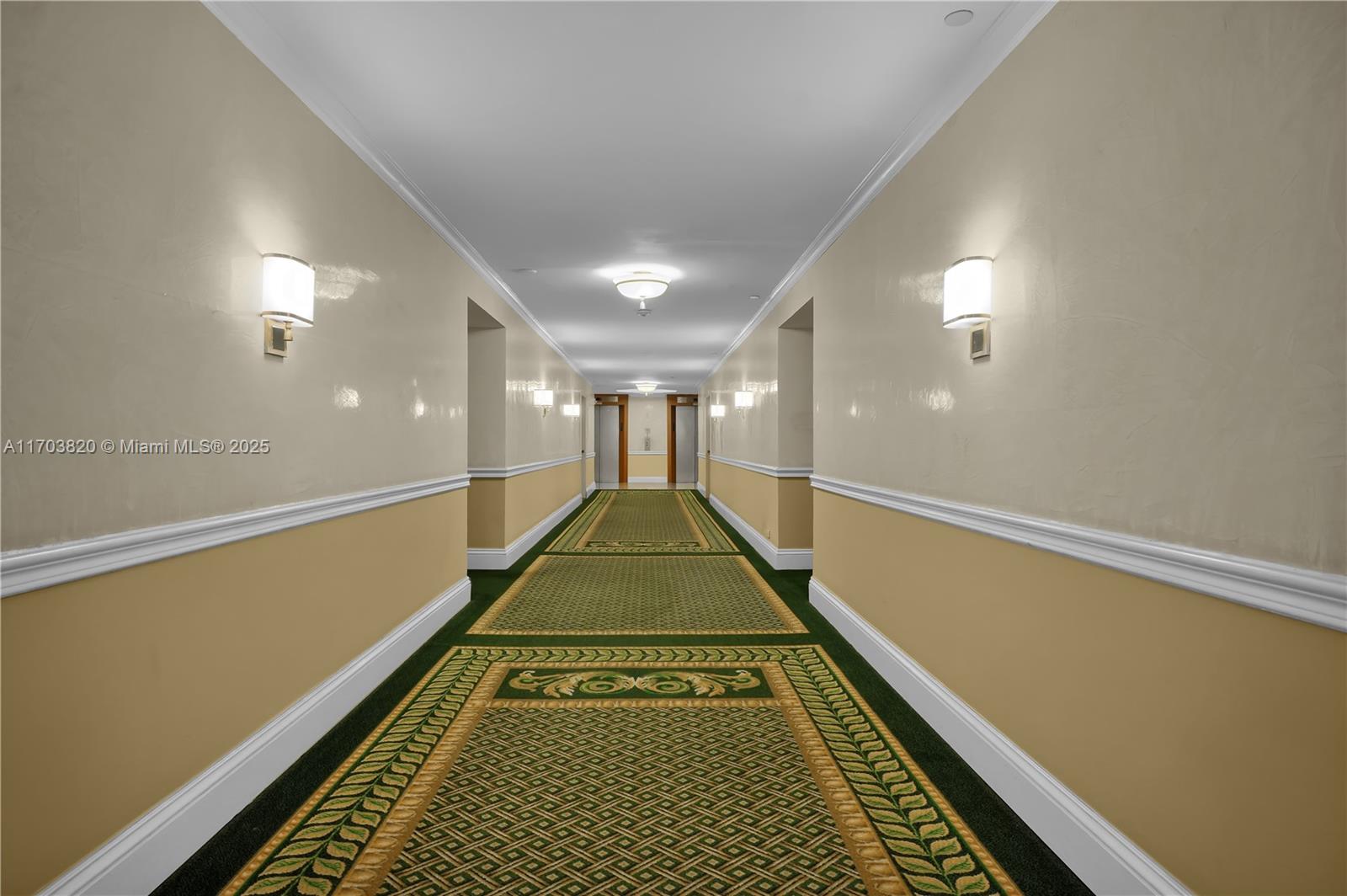 TOWERS OF KEY BISCAYNE CO - Residential