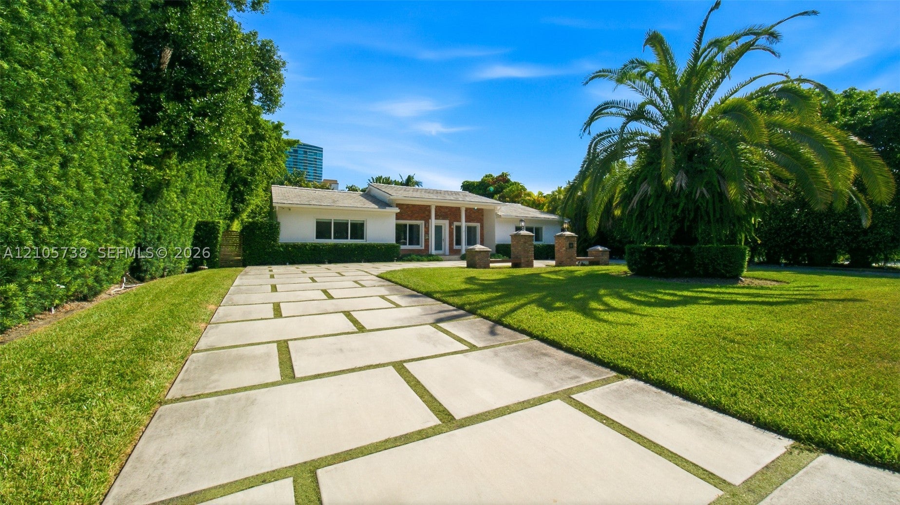 530 Sabal Palm Rd