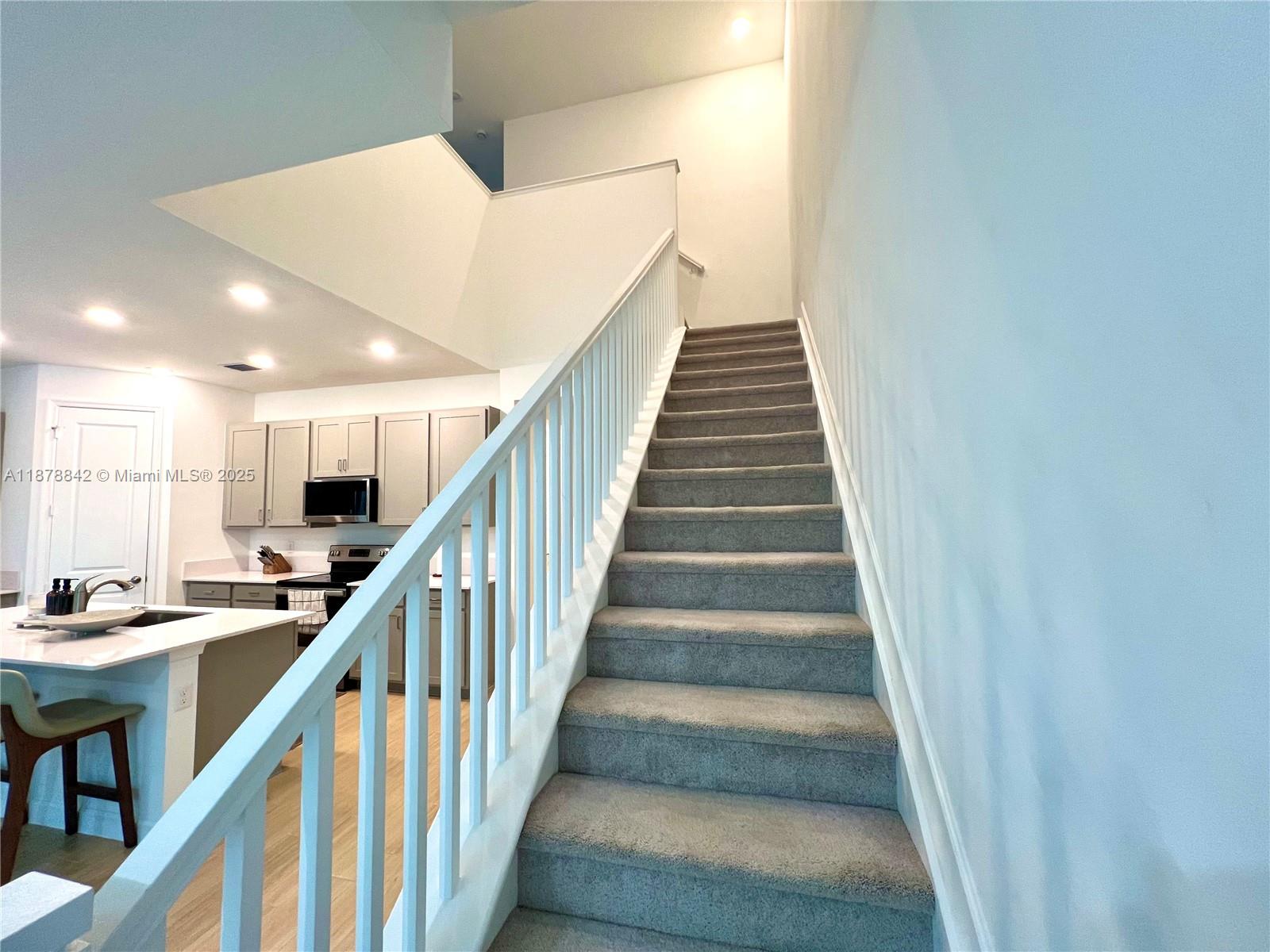 ANDALUCIA PUD PLAT 6 - Residential Lease