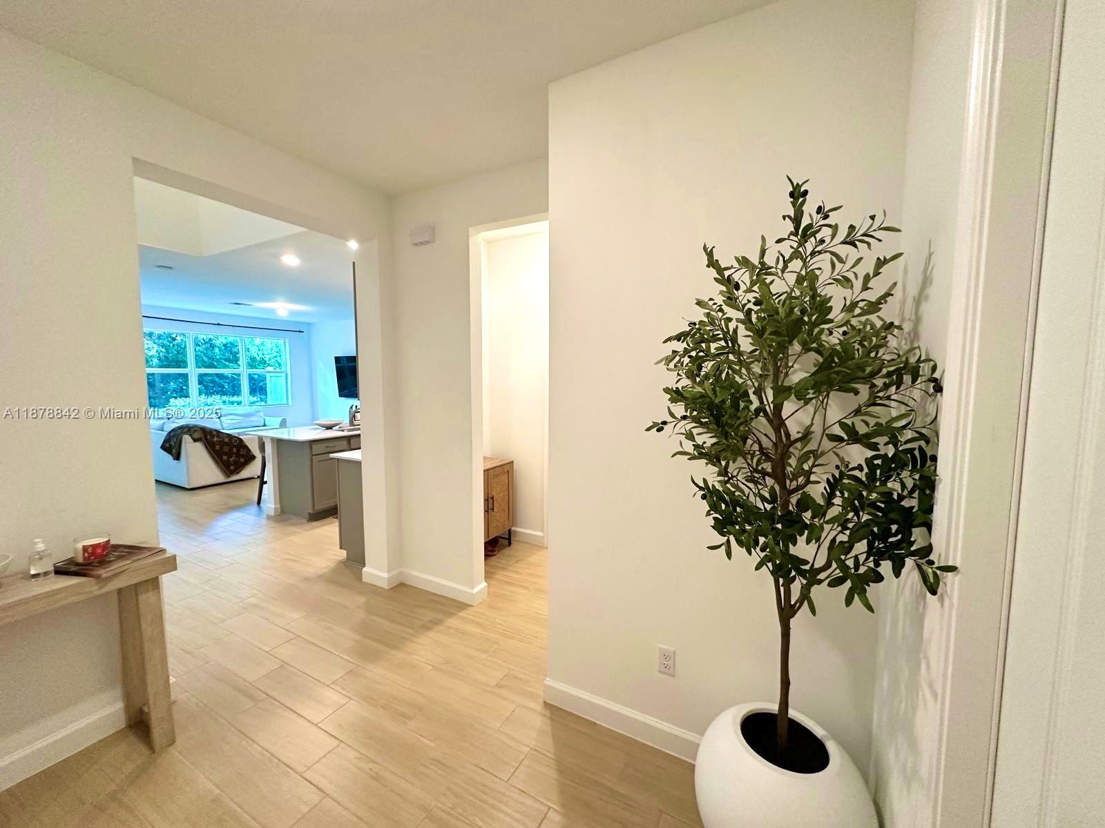 ANDALUCIA PUD PLAT 6 - Residential Lease