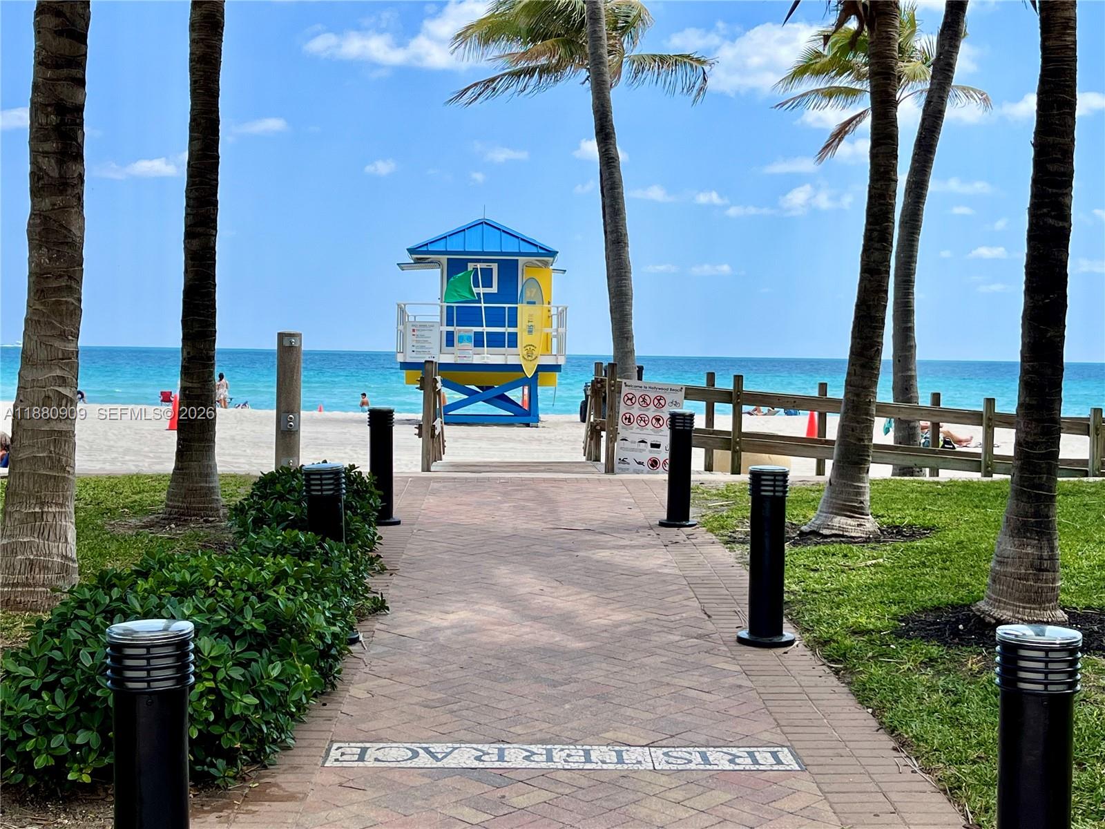 Waterway @ Hollywood Beach - Residential