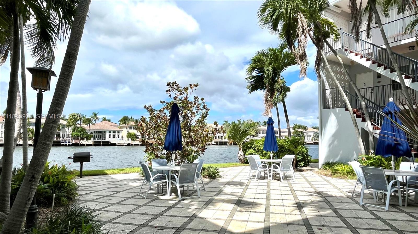 Waterway @ Hollywood Beach - Residential