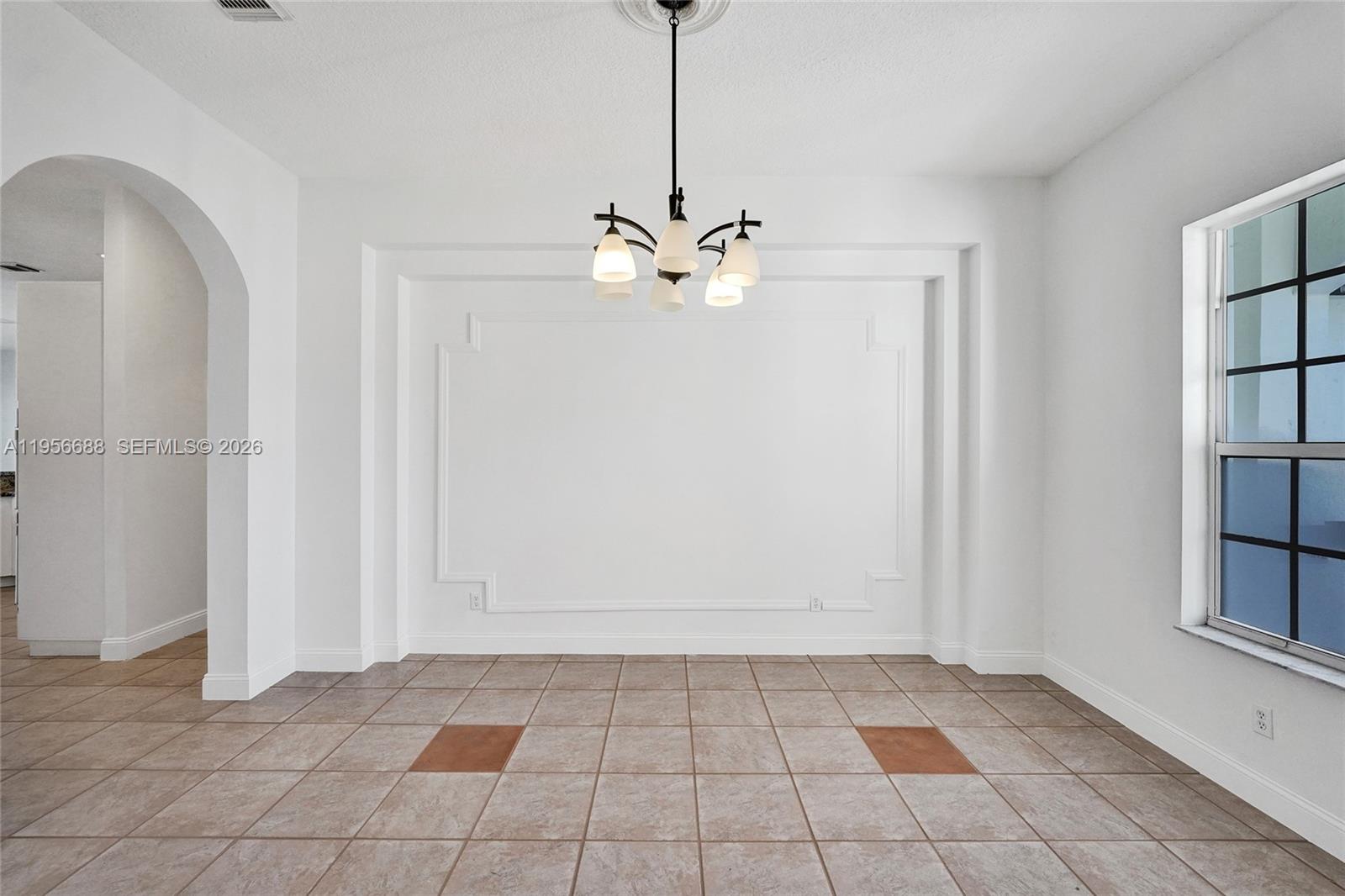 WINDSOR PALMS - Residential