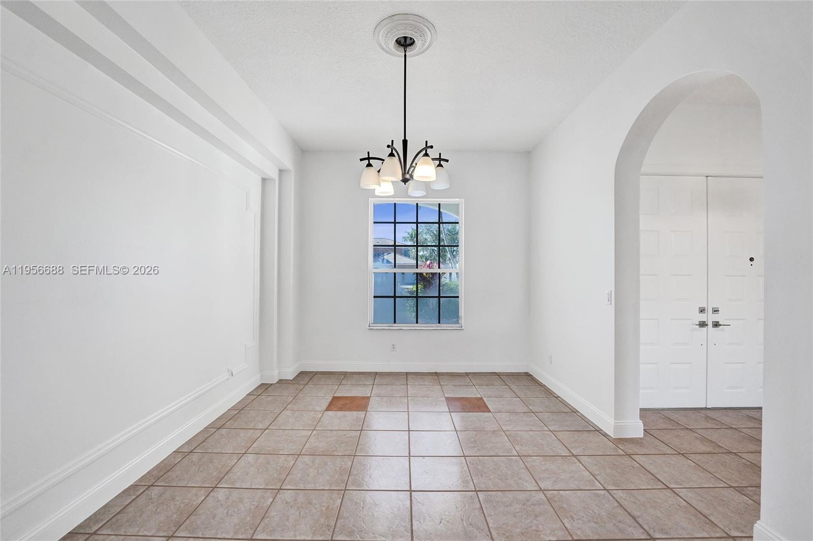 WINDSOR PALMS - Residential