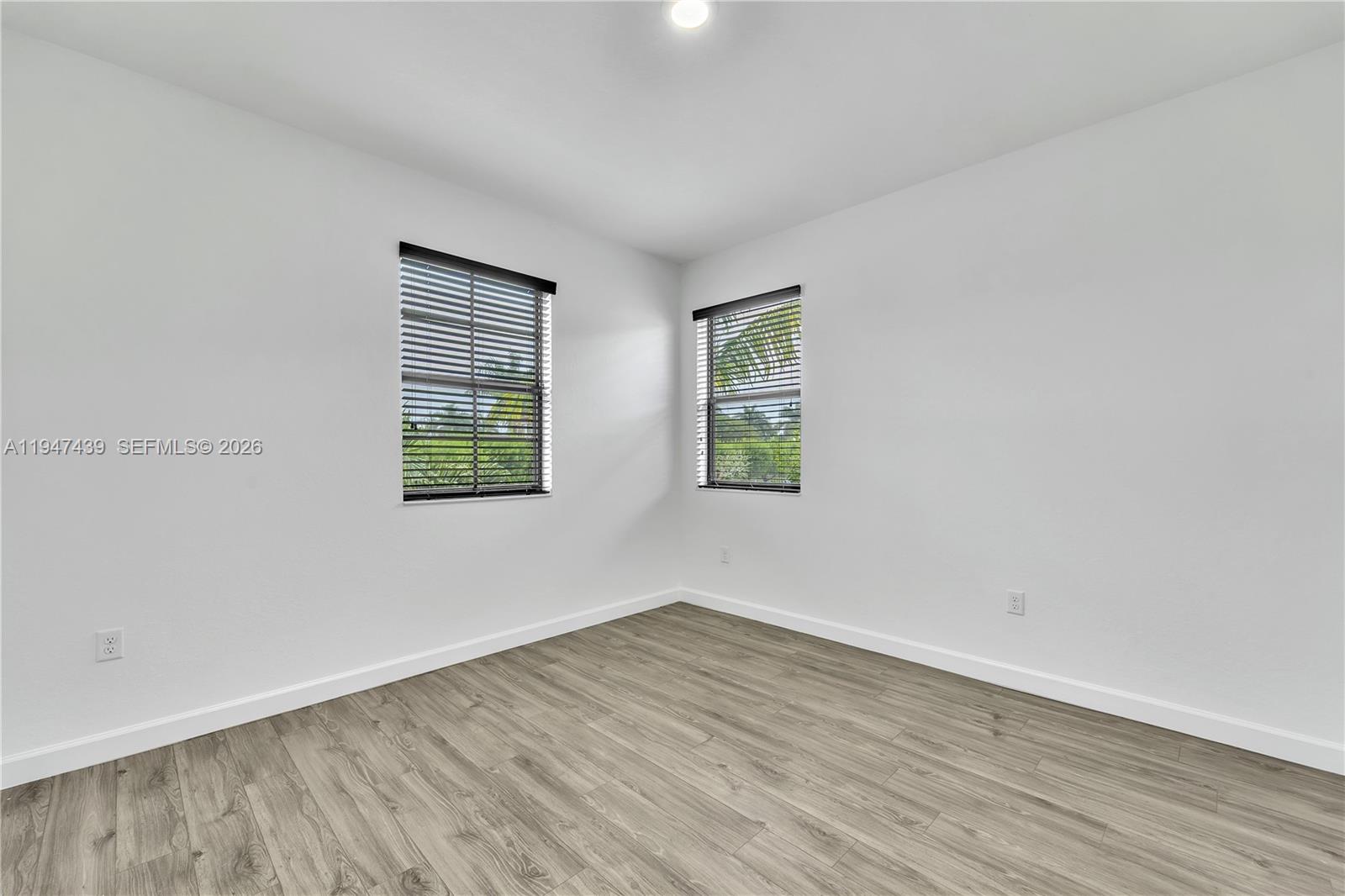 COCO PALM ESTATES - Residential