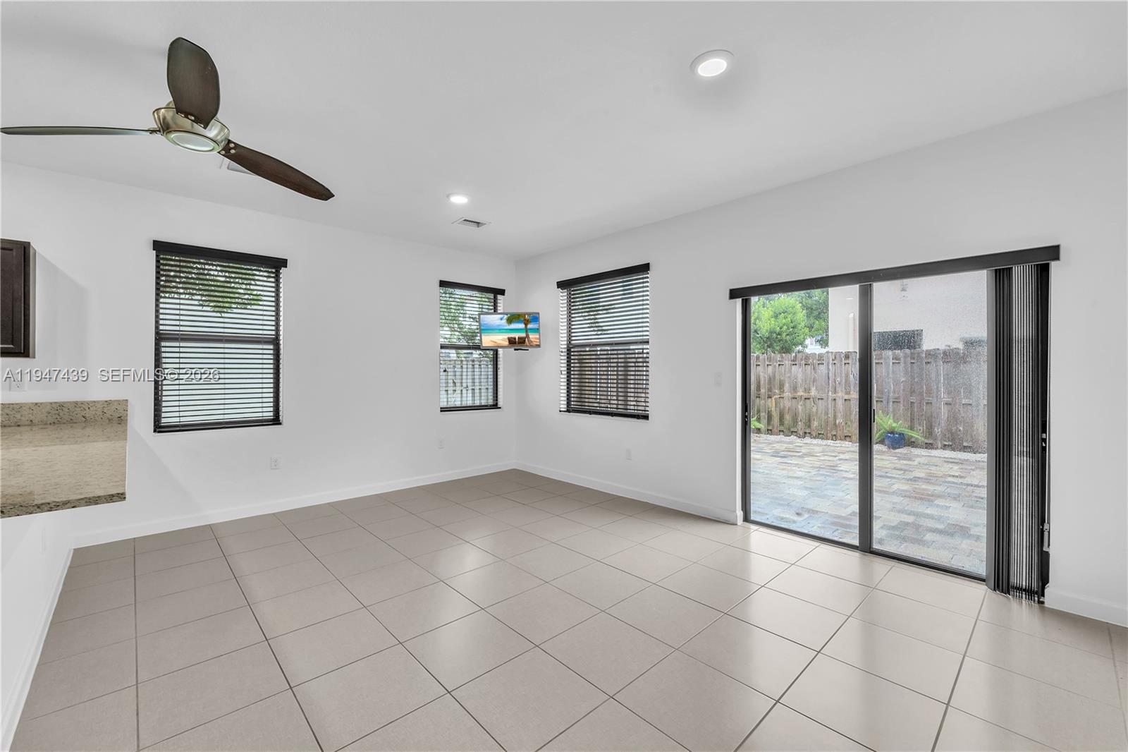 COCO PALM ESTATES - Residential