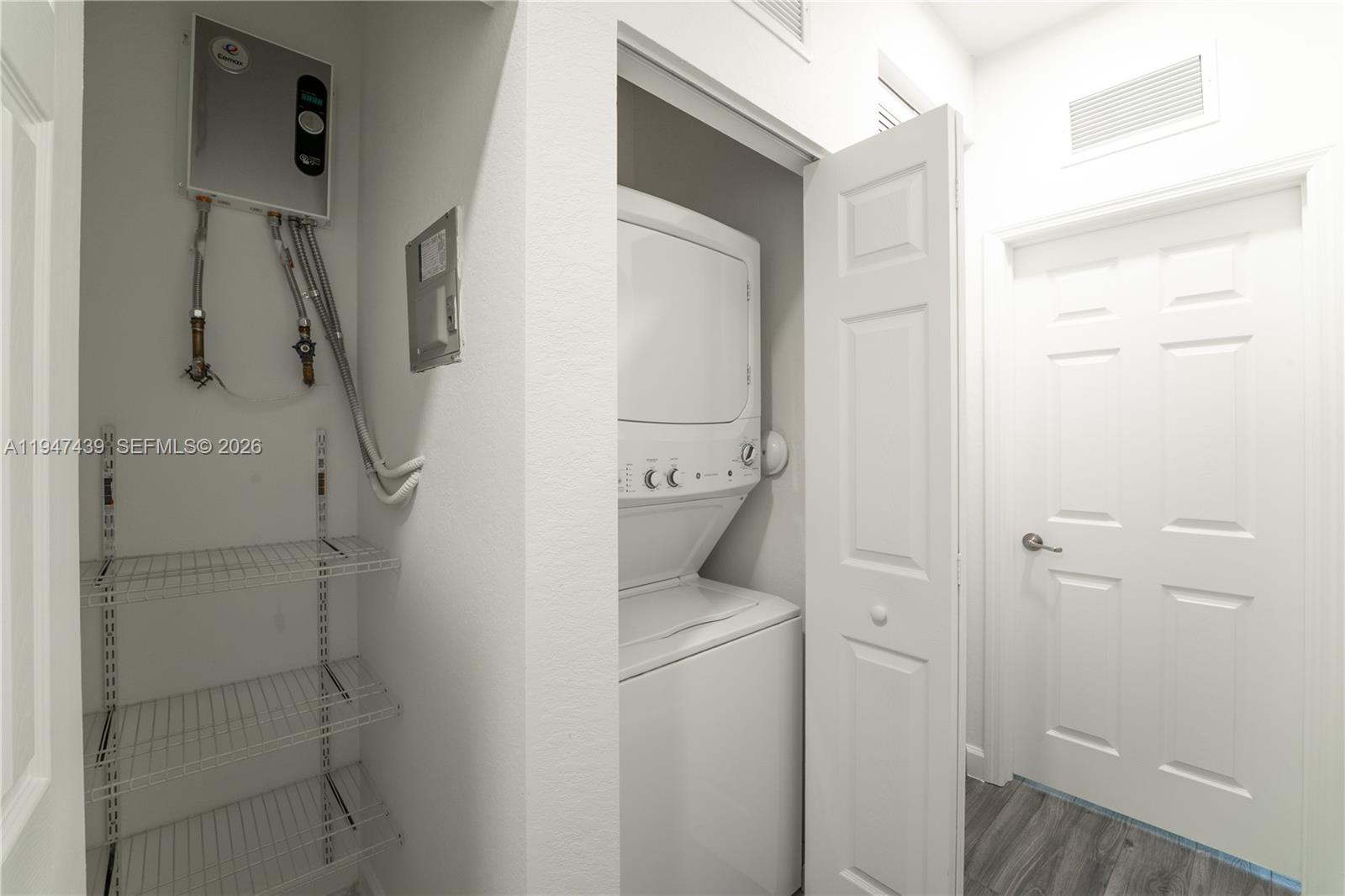 COCO PALM ESTATES - Residential