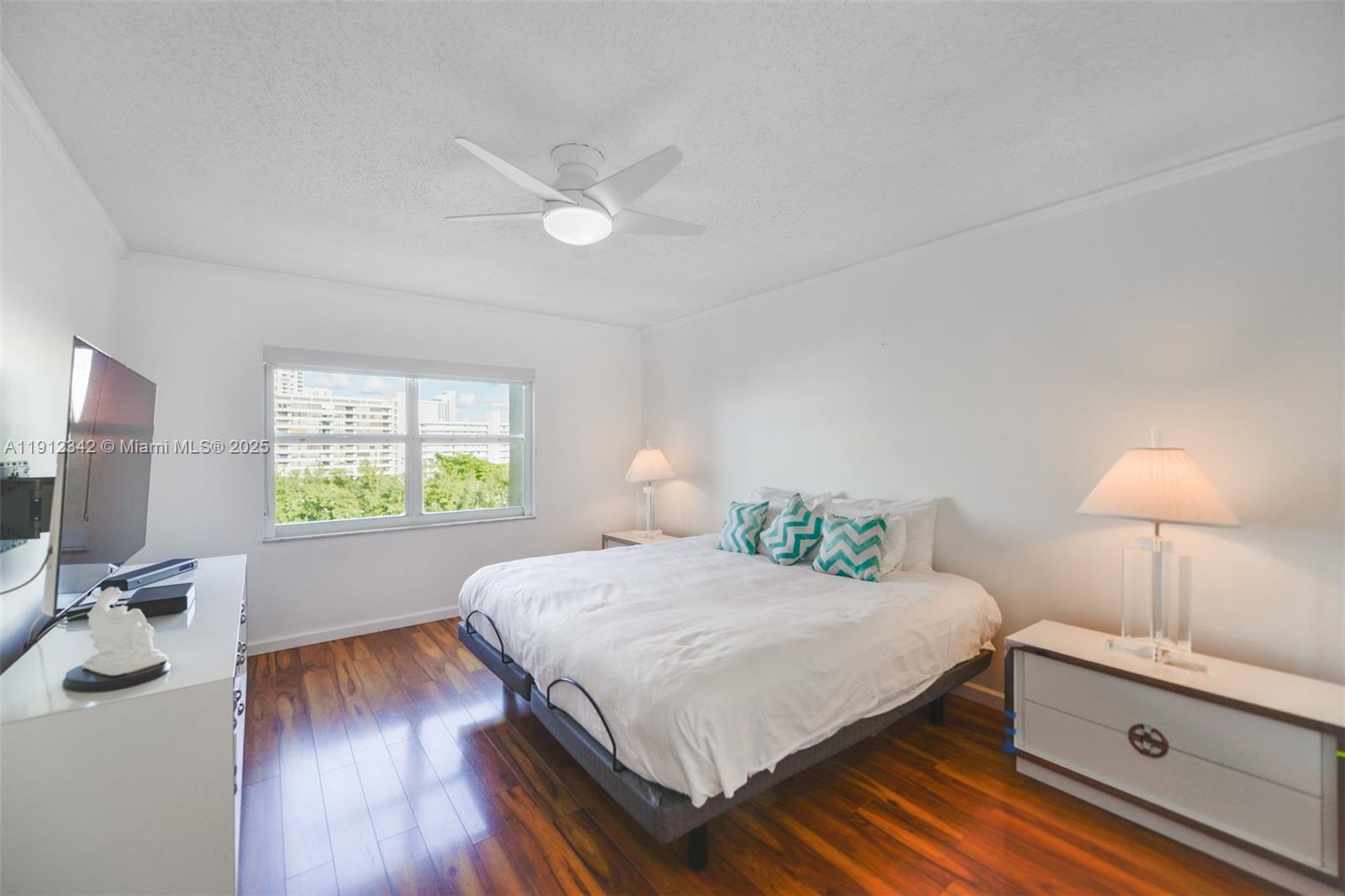 FAIRWAYS RIVIERA NORTH CO - Residential