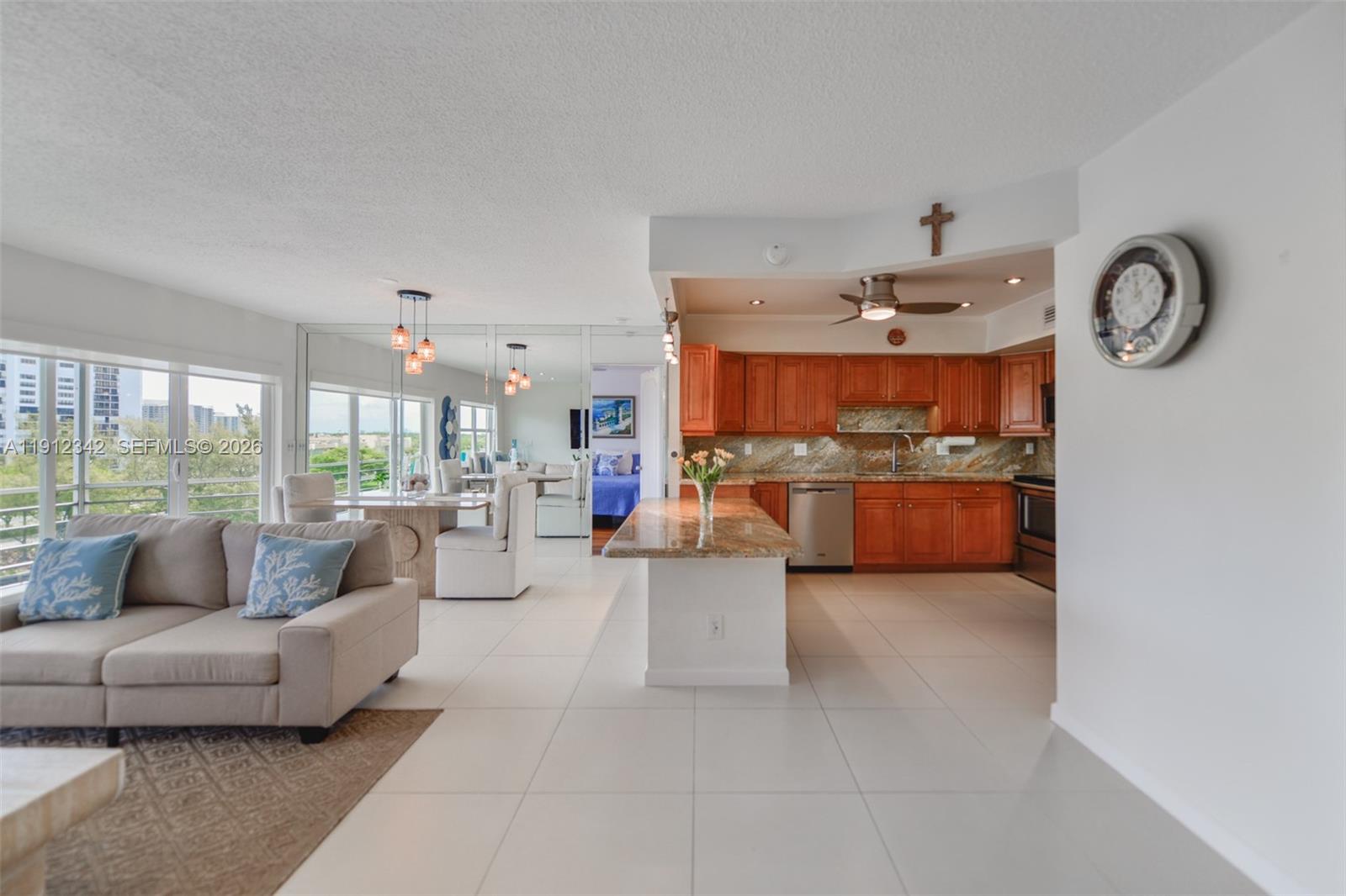 400 Diplomat Pkwy 704