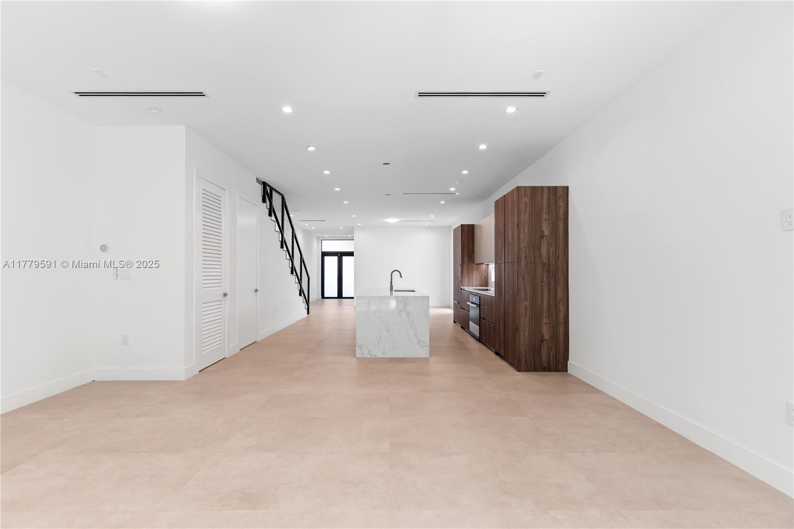 PALMHURST - Residential