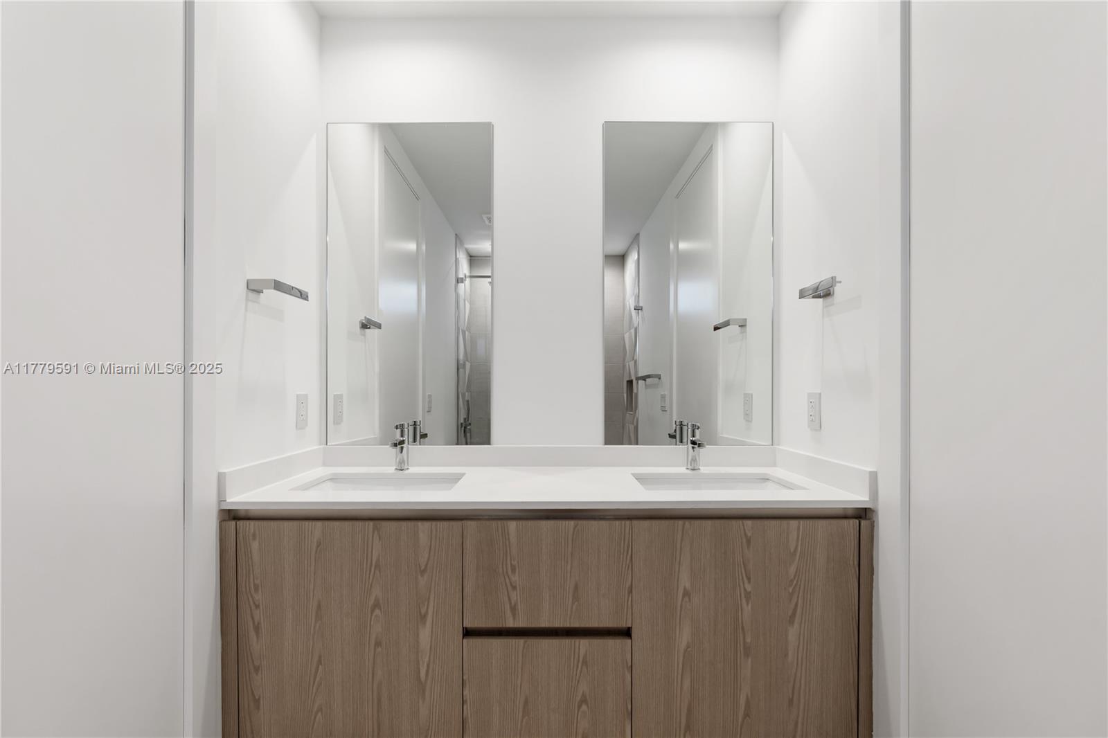 PALMHURST - Residential