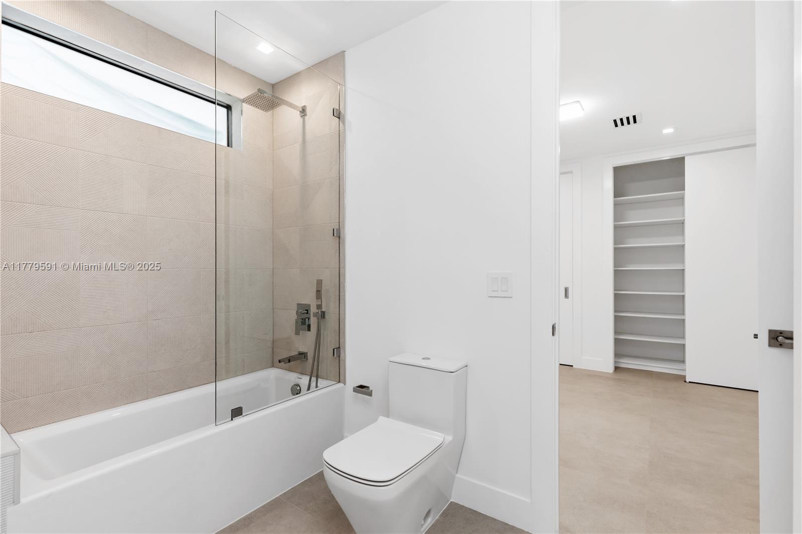 PALMHURST - Residential