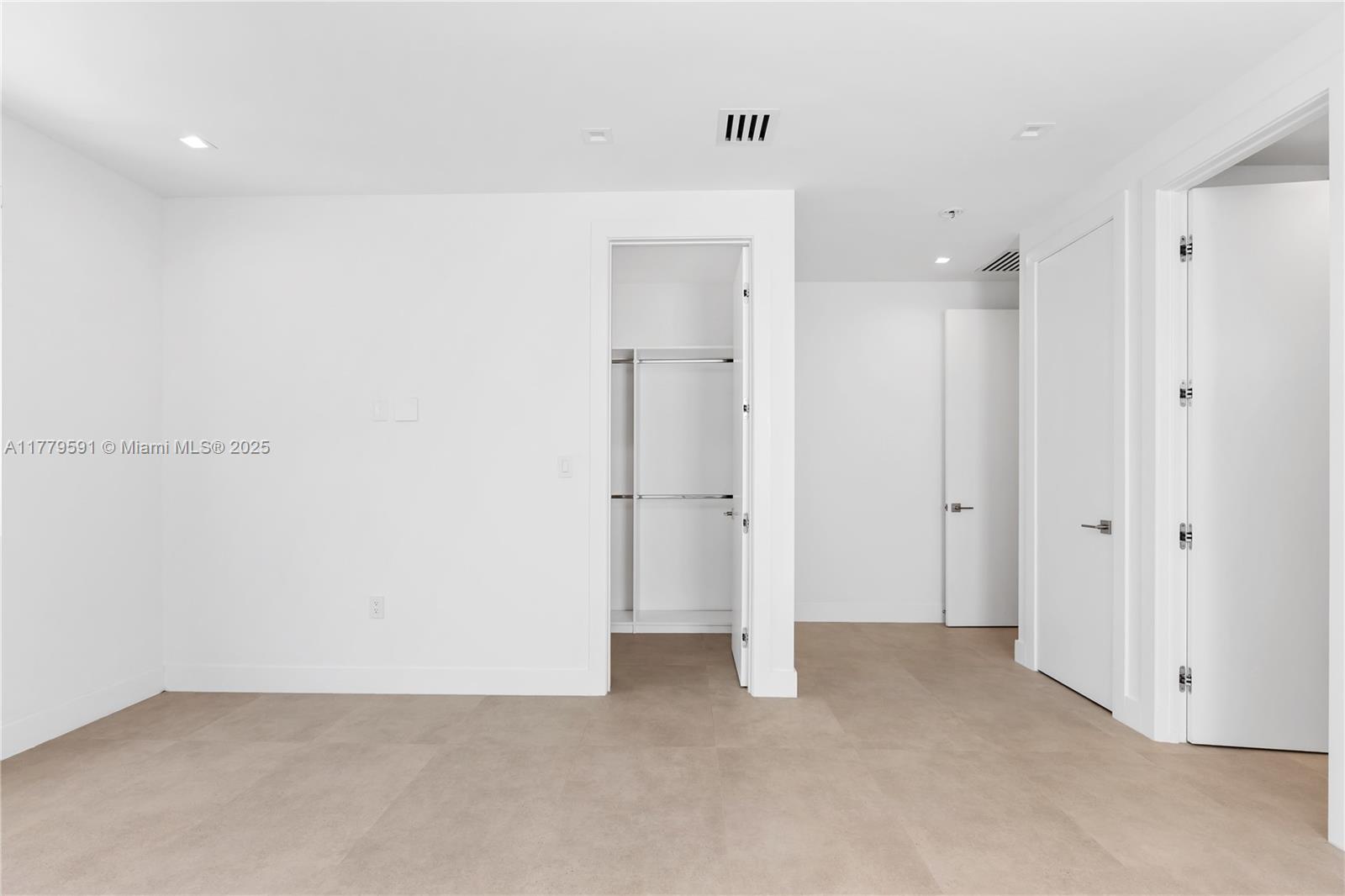 PALMHURST - Residential