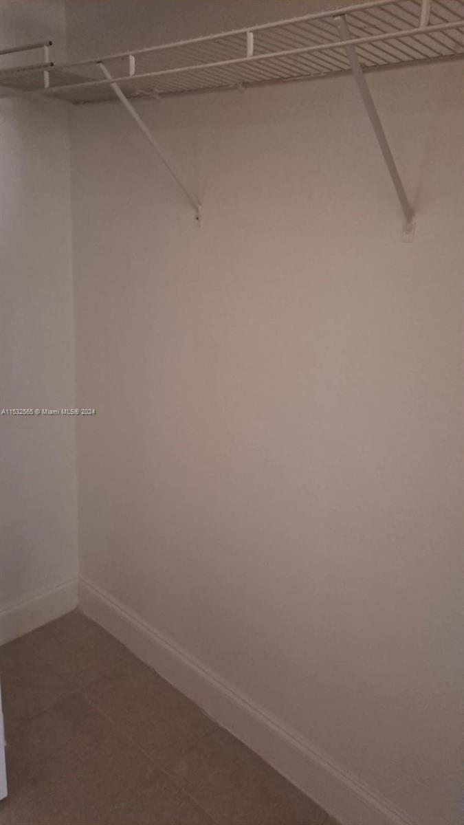 SHOMA COURTYARDS II AT RO - Residential