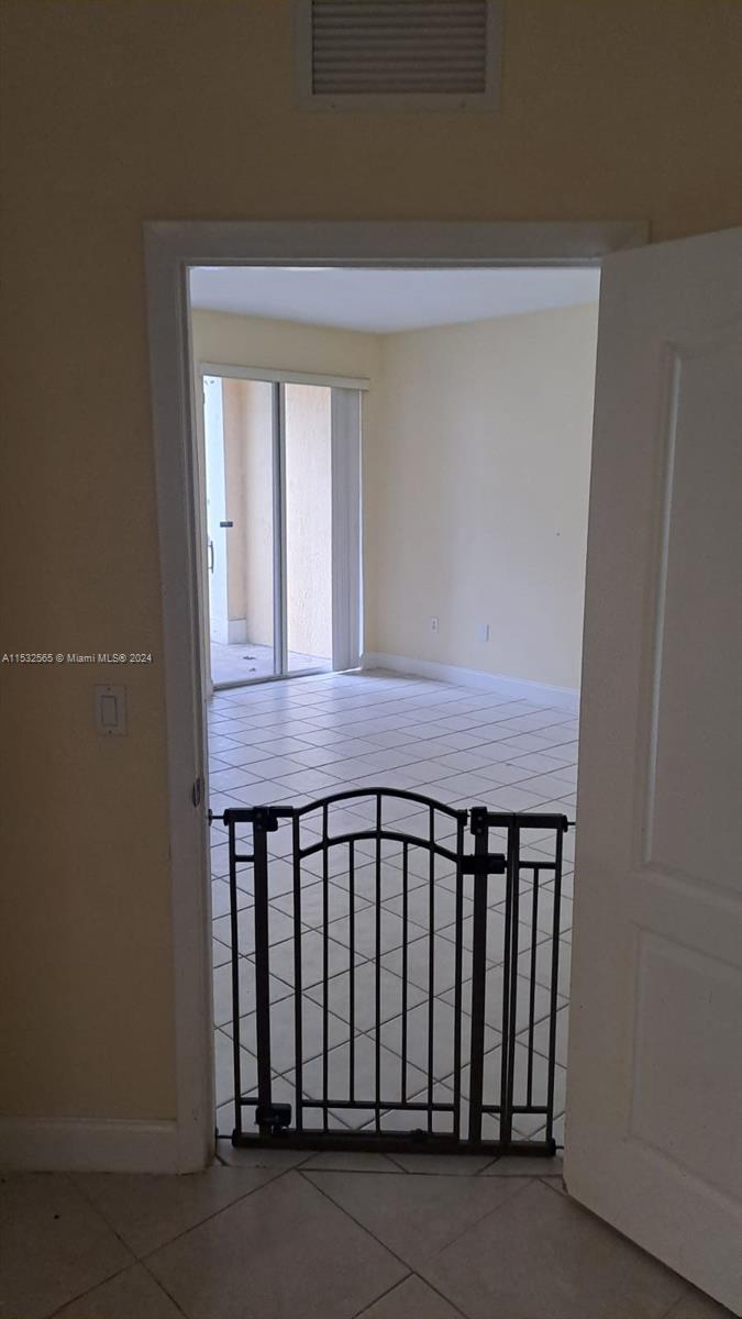 SHOMA COURTYARDS II AT RO - Residential