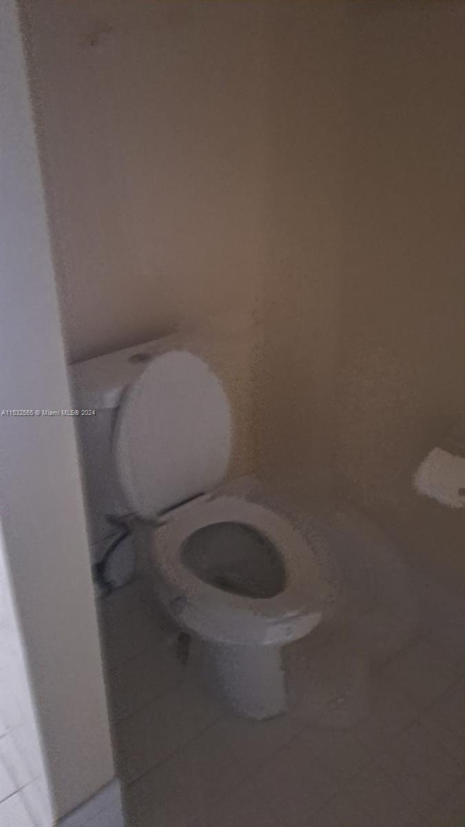 SHOMA COURTYARDS II AT RO - Residential