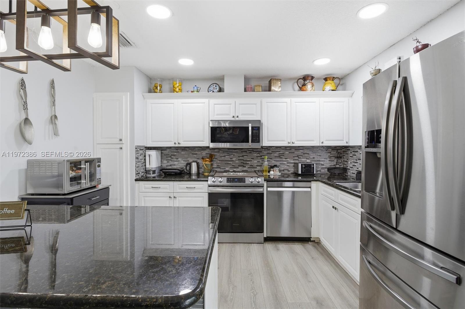 Plantation Acress - Residential