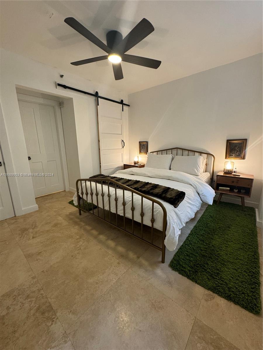 THE LINCOLN CONDO - Residential