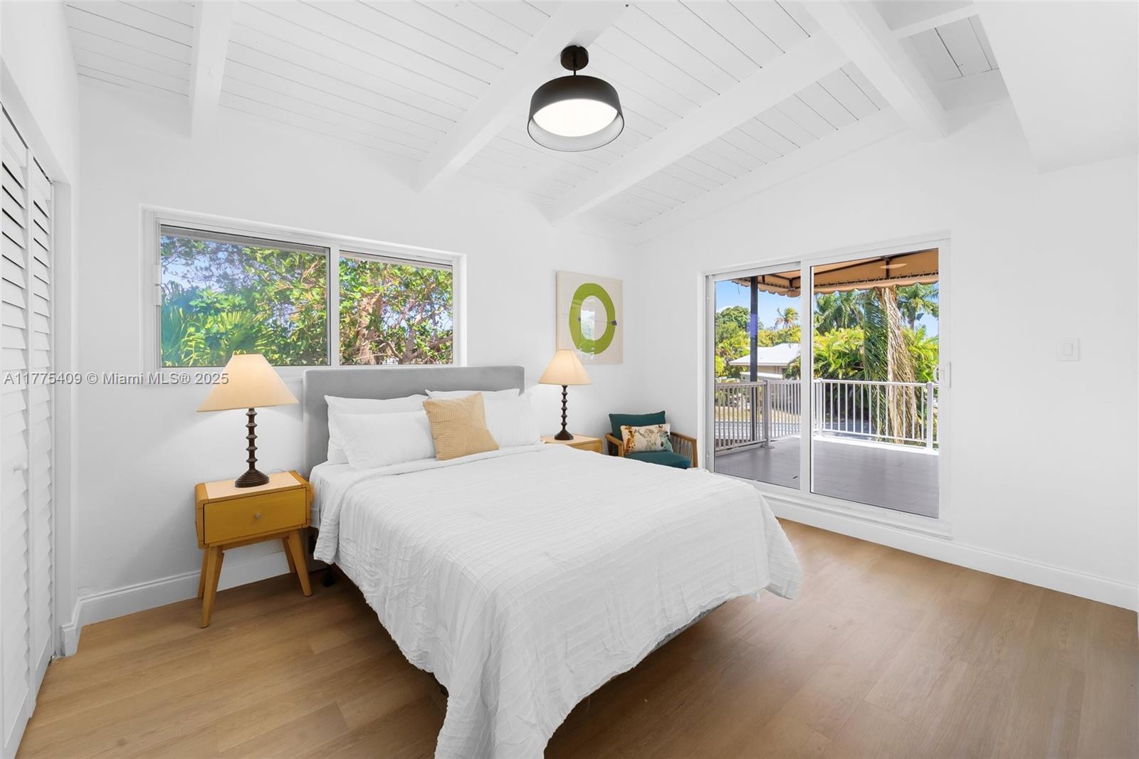 Lauderdale Isles - Residential