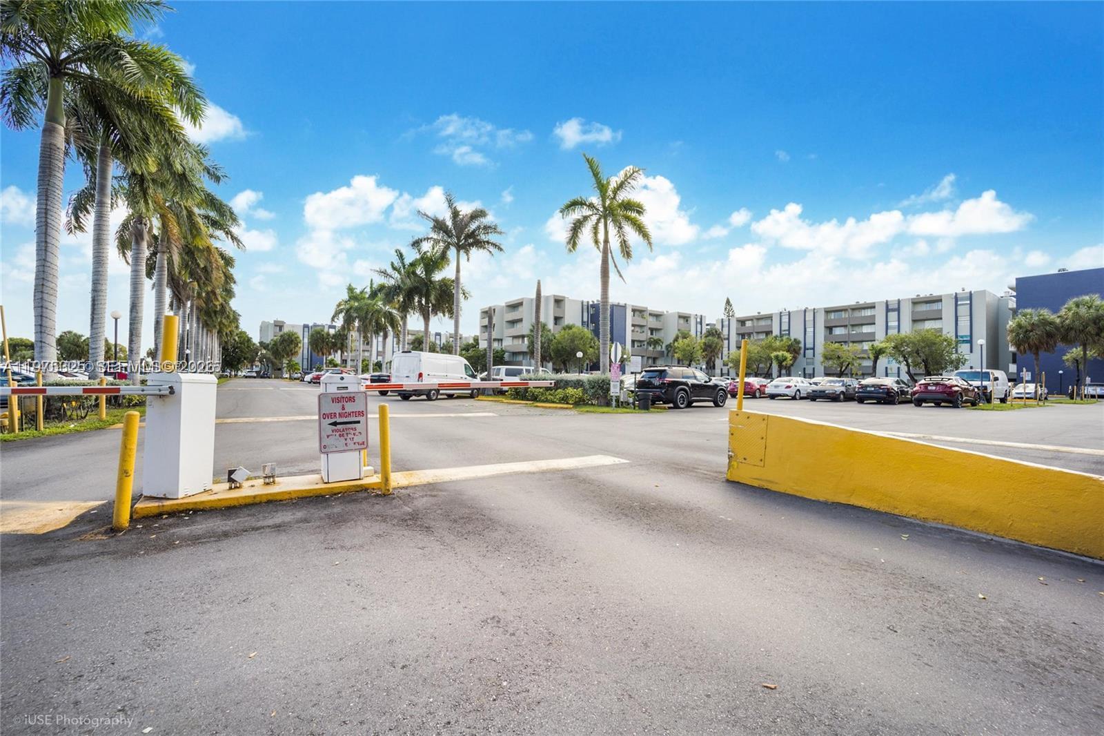 10000 NW 80th Ct 2102-1