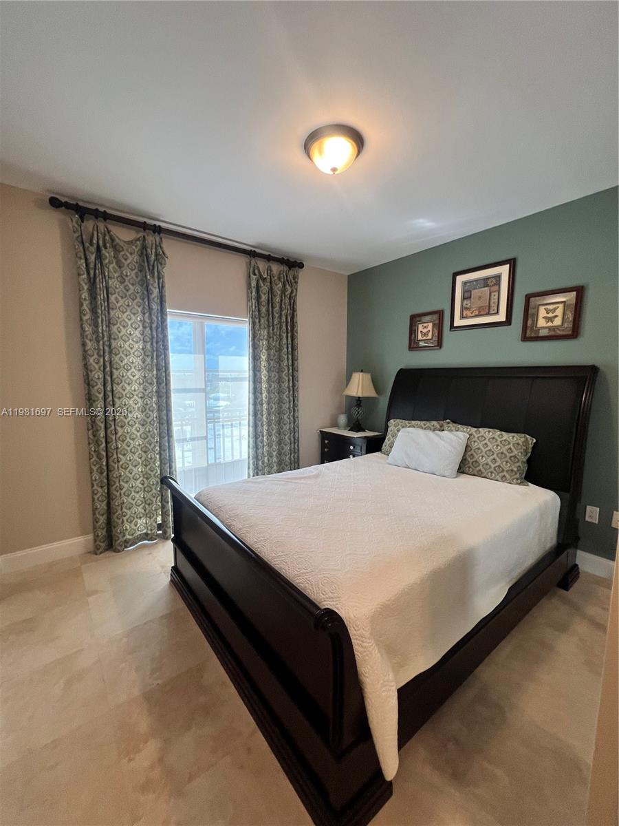 FOUNTAINS ON OCEAN BOULEV - Residential Lease