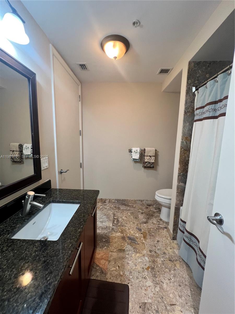 FOUNTAINS ON OCEAN BOULEV - Residential Lease