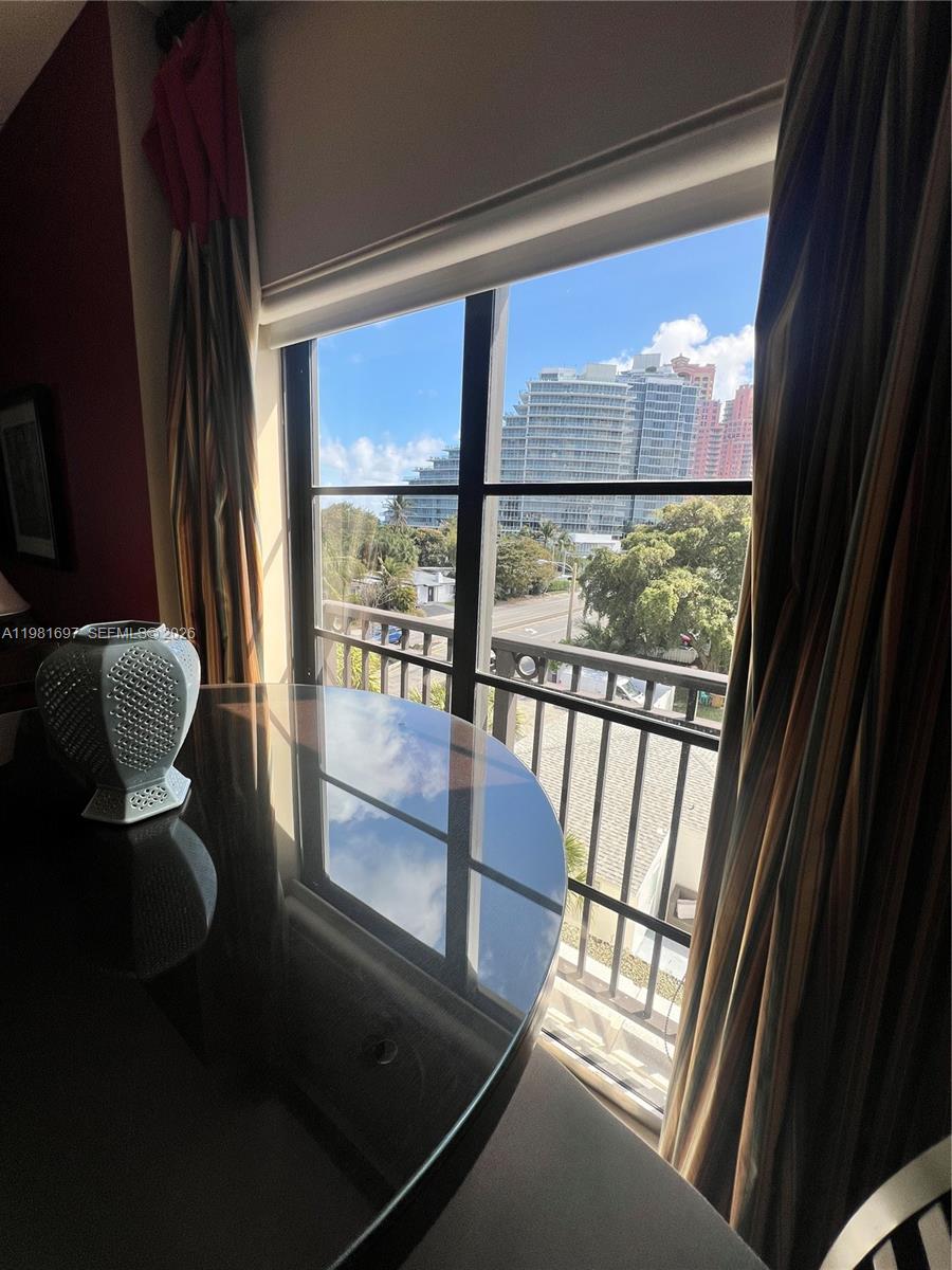 FOUNTAINS ON OCEAN BOULEV - Residential Lease