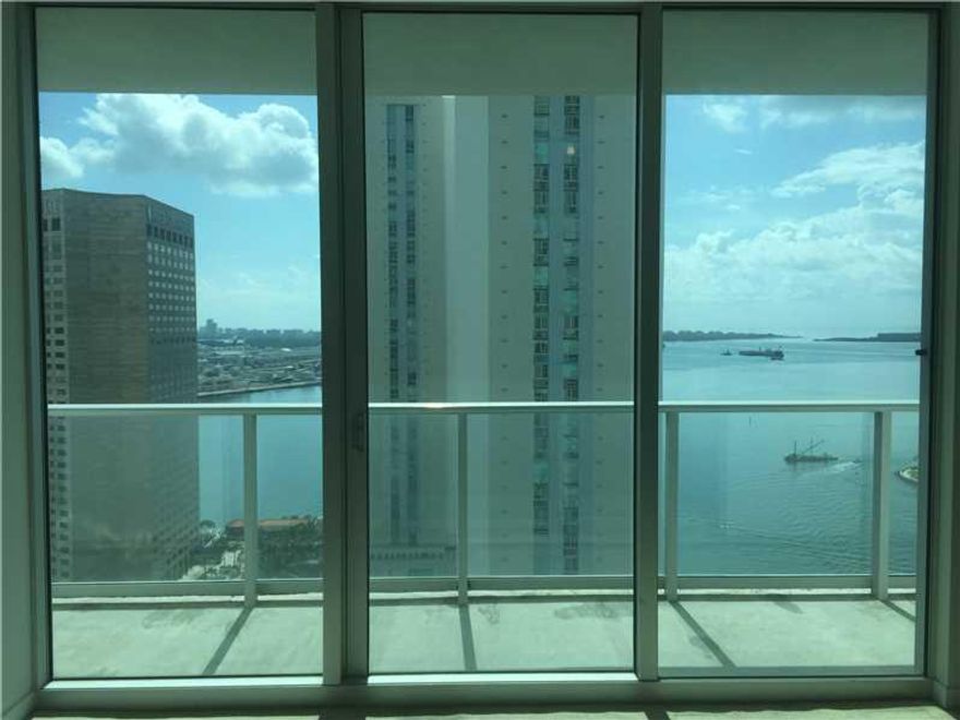 LARGE CORNER UNIT WITH NE EXPOSURE, OCEAN VIEWS. FRESHLY PAINTED & READY TO MOVE IN. VACANT AND EASY TO SHOW.