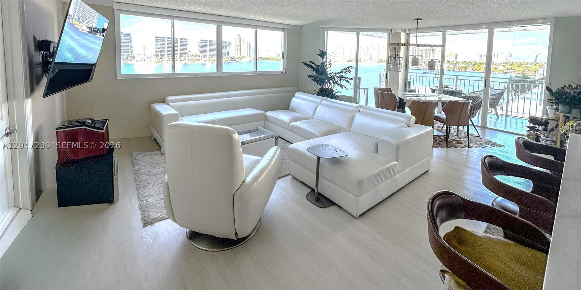 View photos, virtual tours, details... 18000 N Bay Rd 603